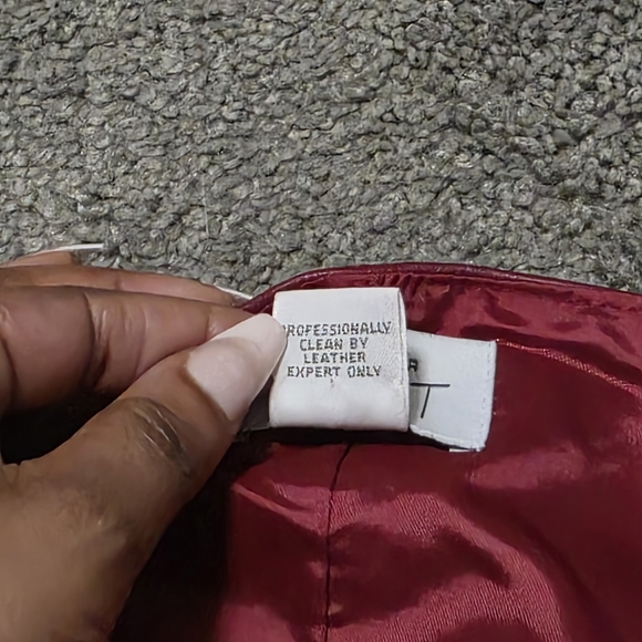 Ann Taylor Loft Burgundy 100% Leather Skirt Size 14 - Picture 5 of 5